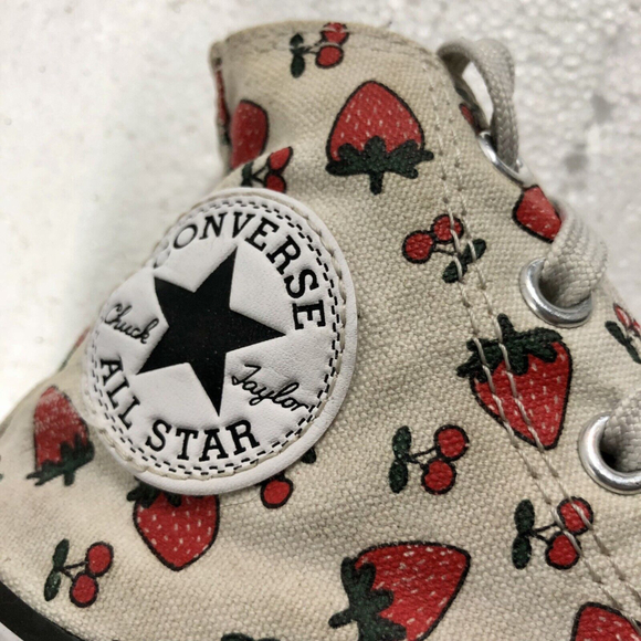 Converse Chuck Taylor All Star Platform Eva Hi Strawberry AOP Girls SZ 12.5 - Picture 8 of 12